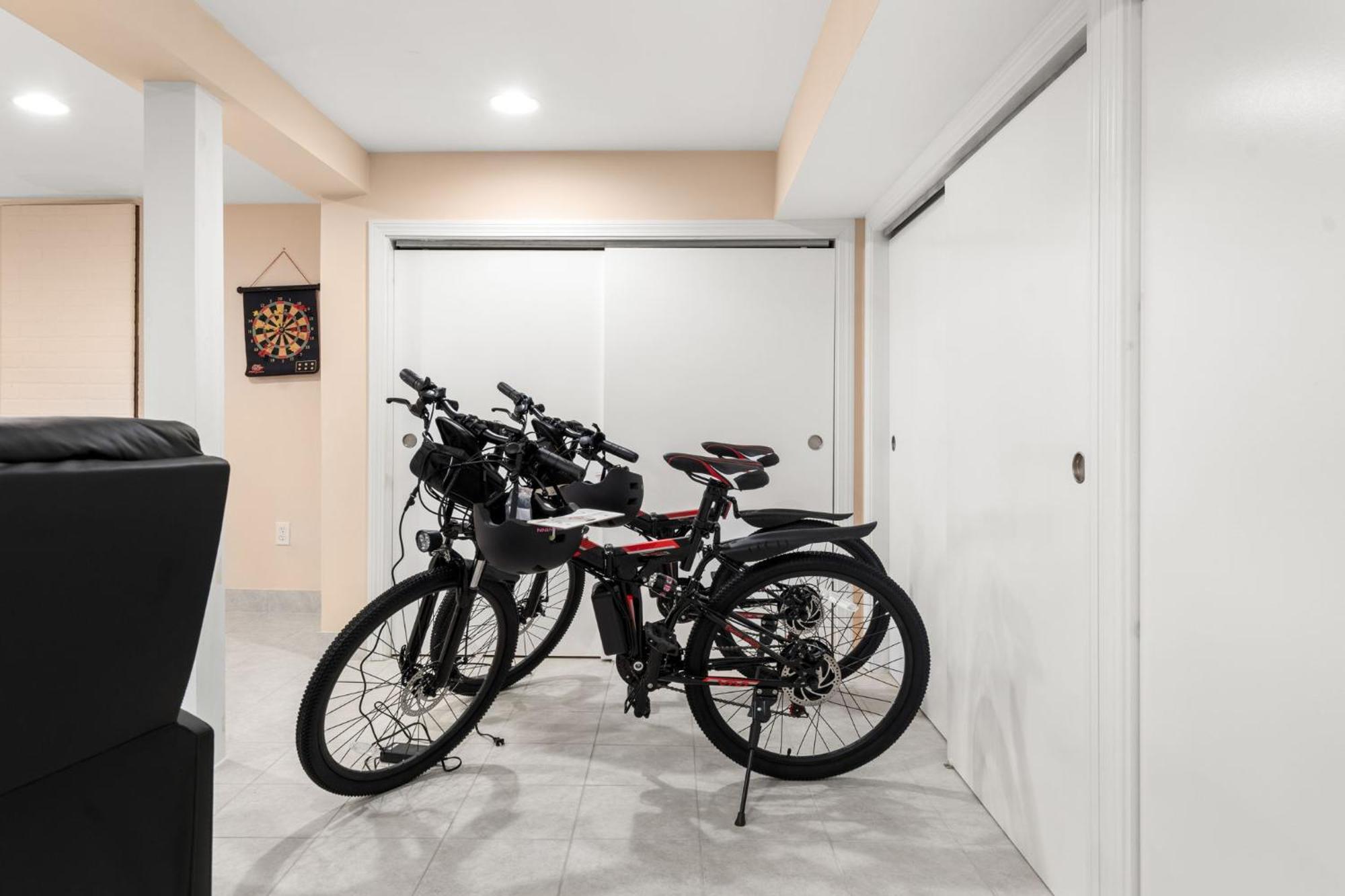 מארבלהד Hot Tub, Electric Bikes, Solo Stove, Projector, Smores מראה חיצוני תמונה